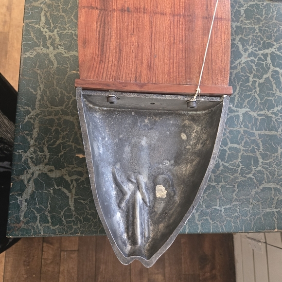 MCM Salmon Cutting Board Pewter Head and Tail, PERHAPS Spanish Orgin - Picture 7 of 7